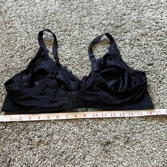 Playtex Secrets Lace Coverage Bra Comfort Underwire Black Blue 40C - Picture 6 of 6